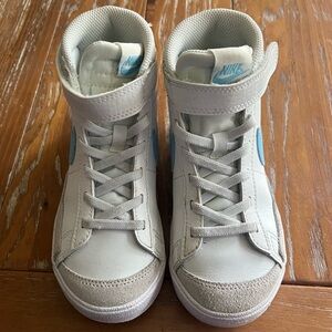 Little kids Nike Blazrs